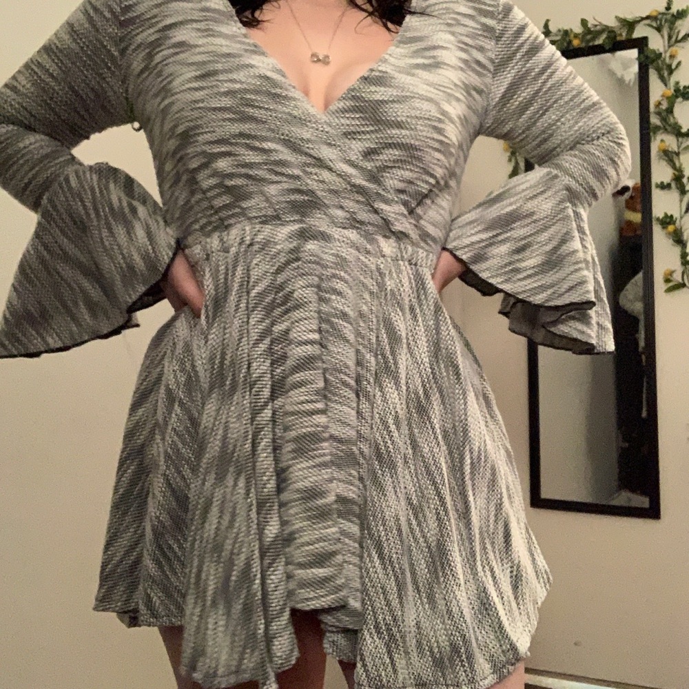 Size M space dye wrap dress